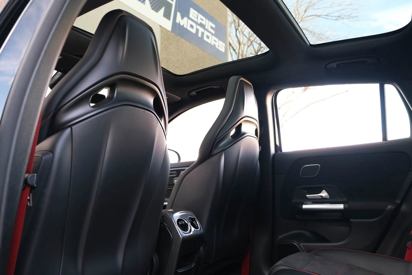 Used 2022 Mercedes-Benz GLA 45 AMG GLA 45 Sport Utility 4D image 28