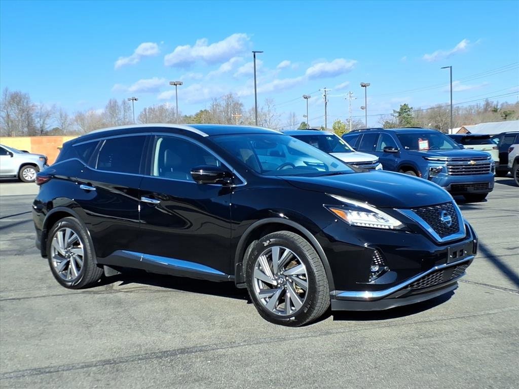 Used 2020 Nissan Murano SL w/ Moonroof Package image 3