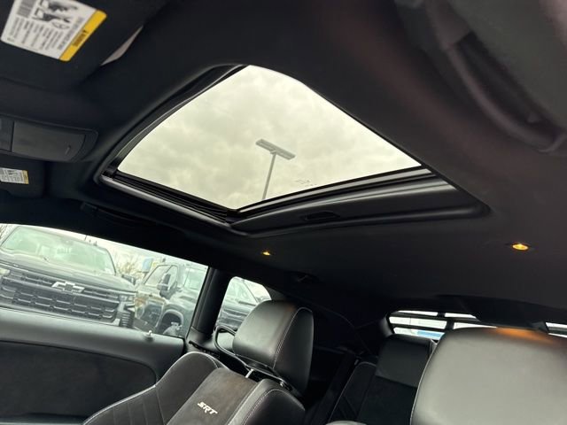 Used 2016 Dodge Challenger SRT Hellcat RWD image 12