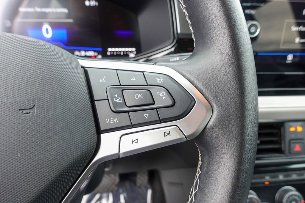 Certified 2025 Volkswagen Taos S image 14