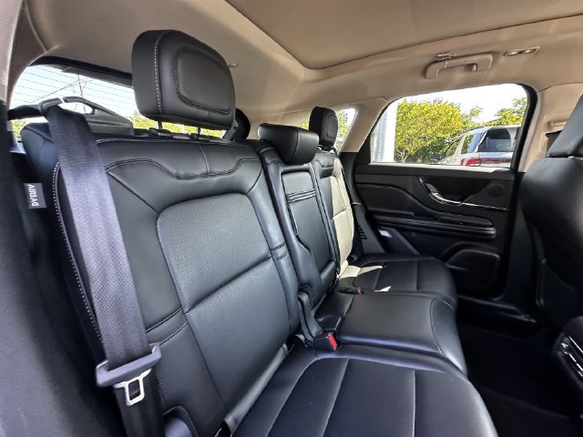 Certified 2023 Lincoln Corsair AWD w/ Equipment Group 101A image 38