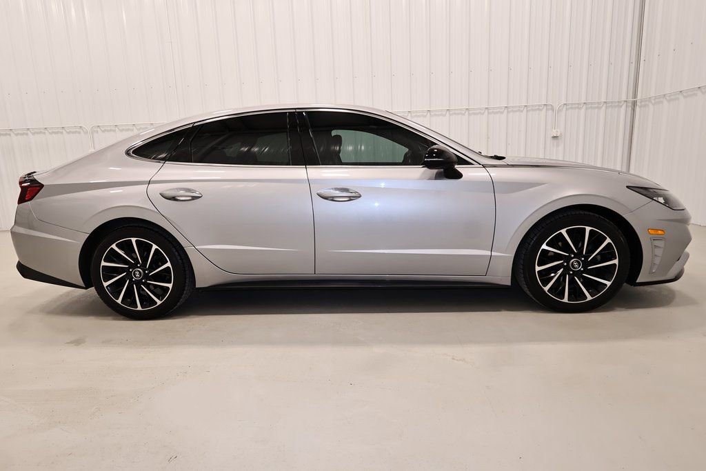 Used 2020 Hyundai Sonata SEL Plus image 2