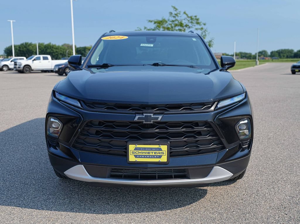 Used 2024 Chevrolet Blazer LT w/ Convenience Package AWD/4WD image 2