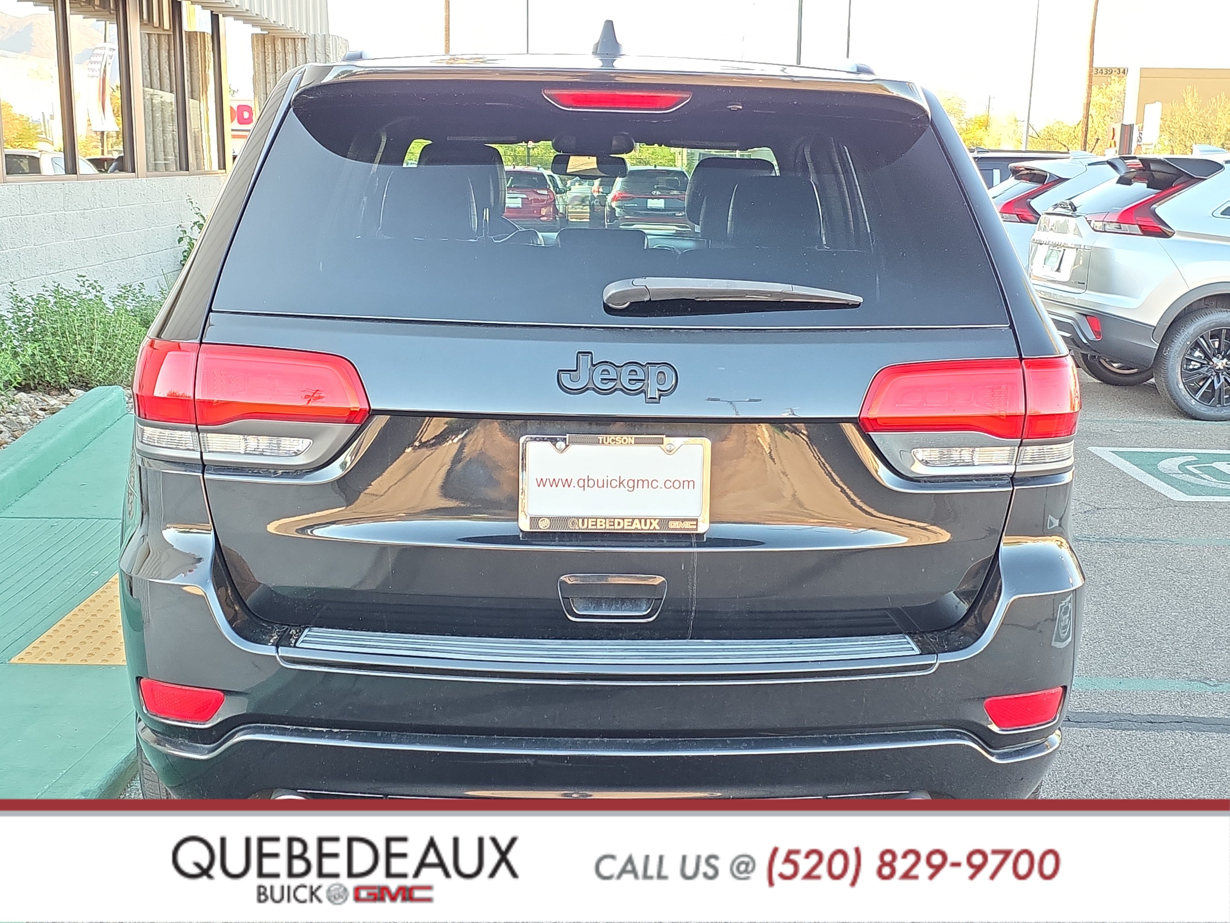 Used 2015 Jeep Grand Cherokee Altitude RWD image 6