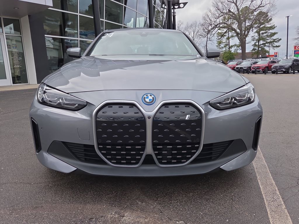 Used 2024 BMW i4 xDrive40i image 8
