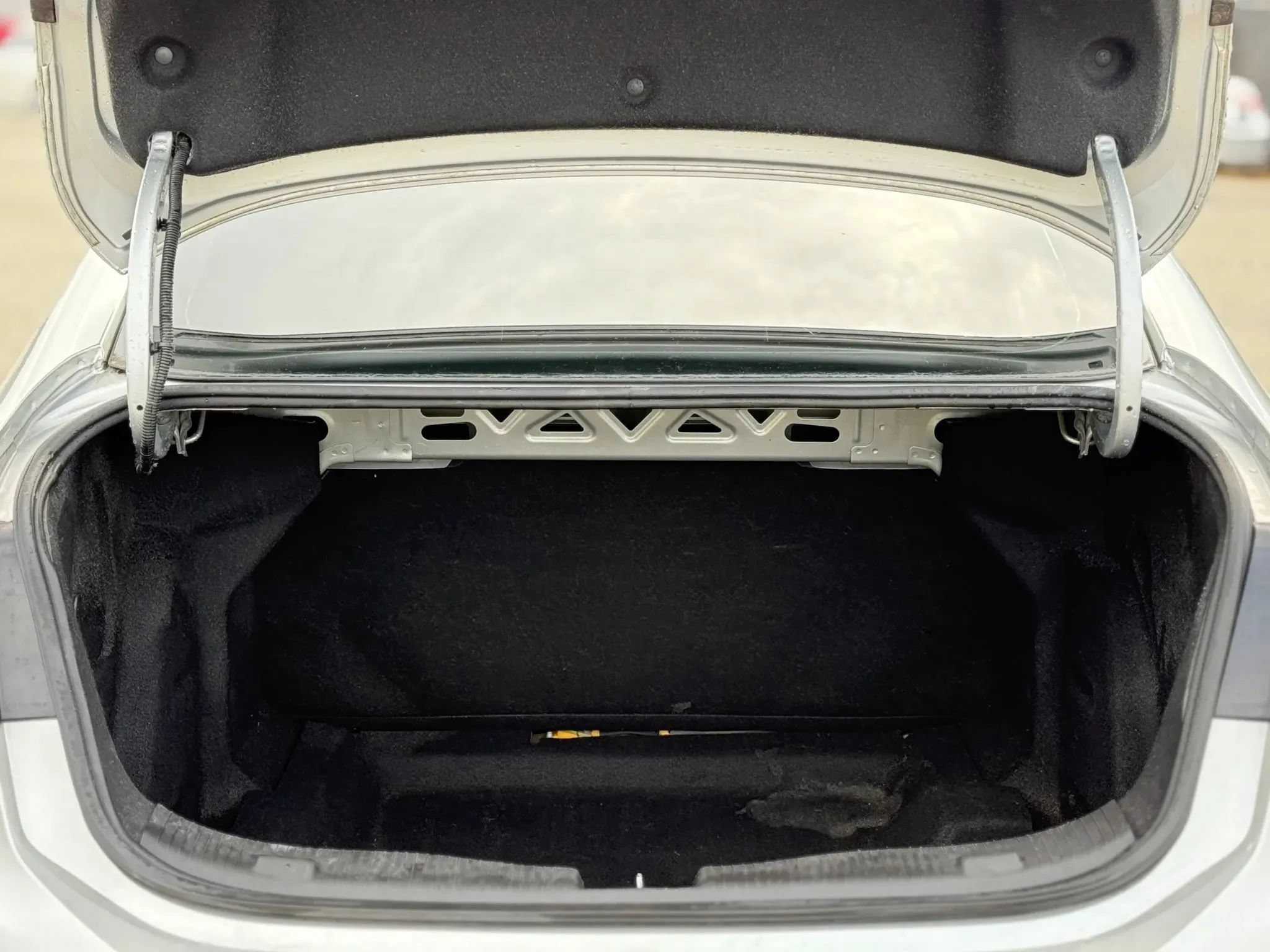 Used 2018 Chevrolet Cruze LS FWD image 27
