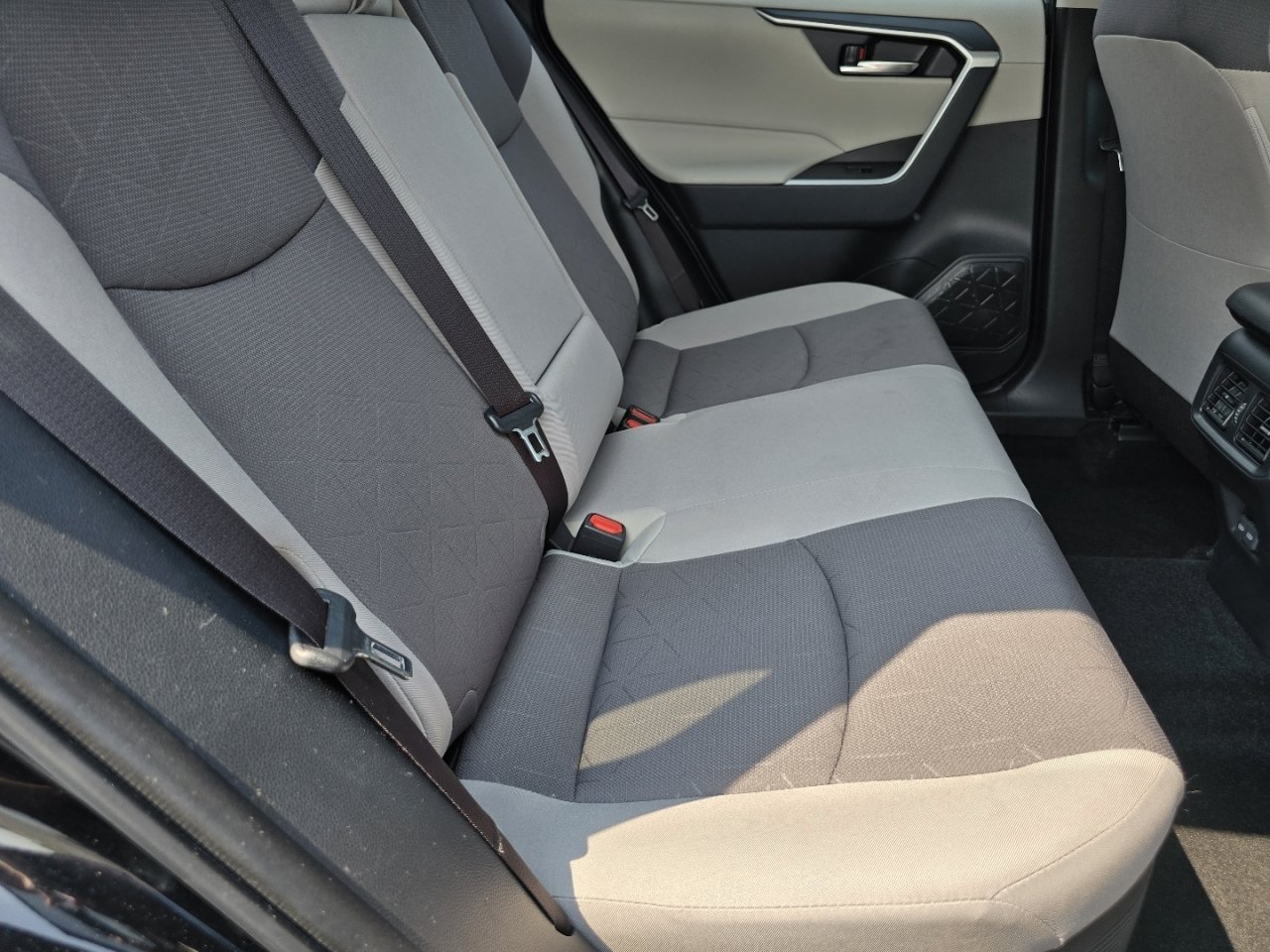 Certified 2025 Toyota RAV4 XLE AWD/4WD image 18
