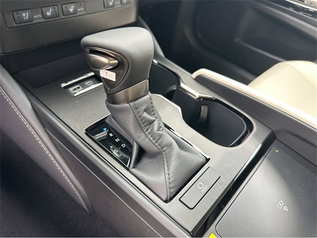 New 2025 Lexus ES 350 w/ Premium Package image 29
