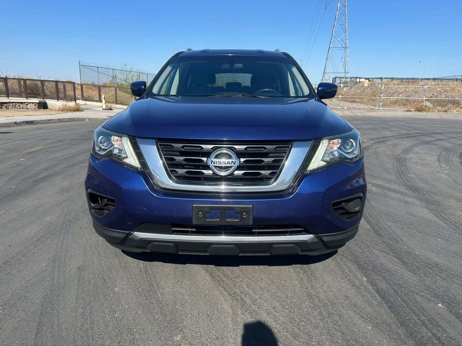 Used 2020 Nissan Pathfinder S AWD/4WD image 2