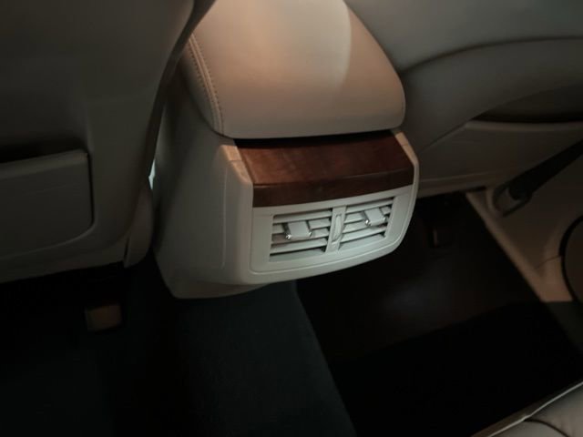 Used 2012 Toyota Venza XLE image 51