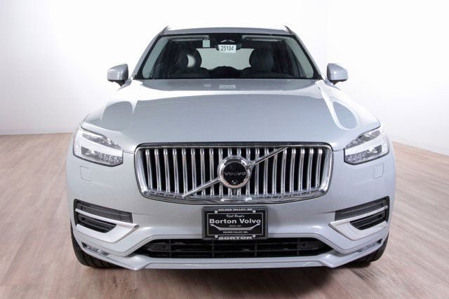Certified 2025 Volvo XC90 B6 Plus w/ Protection Package Premier image 2