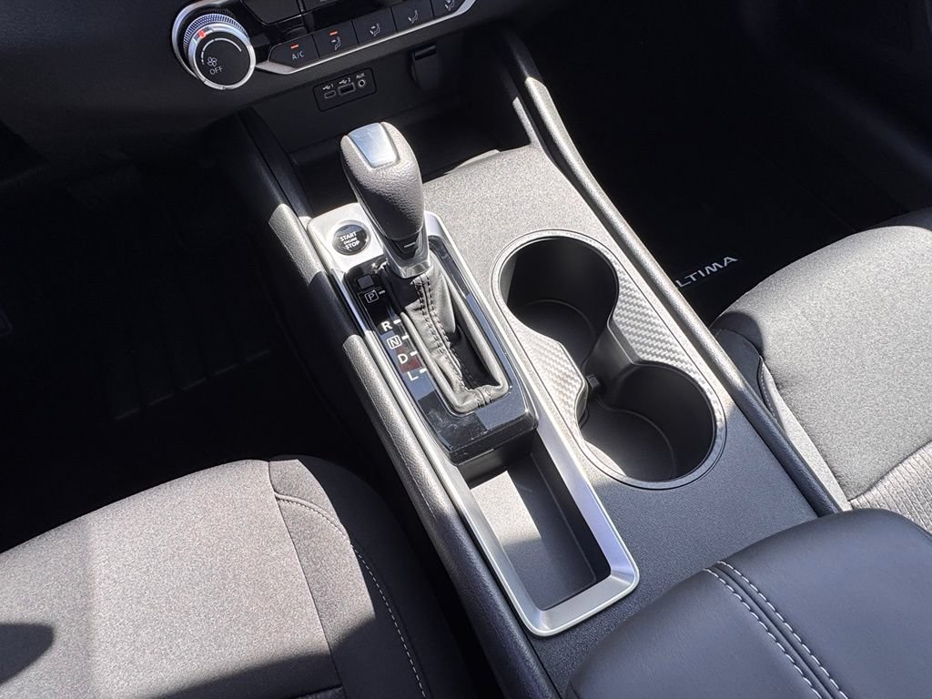 New 2026 Nissan Altima 2.5 SV FWD image 17