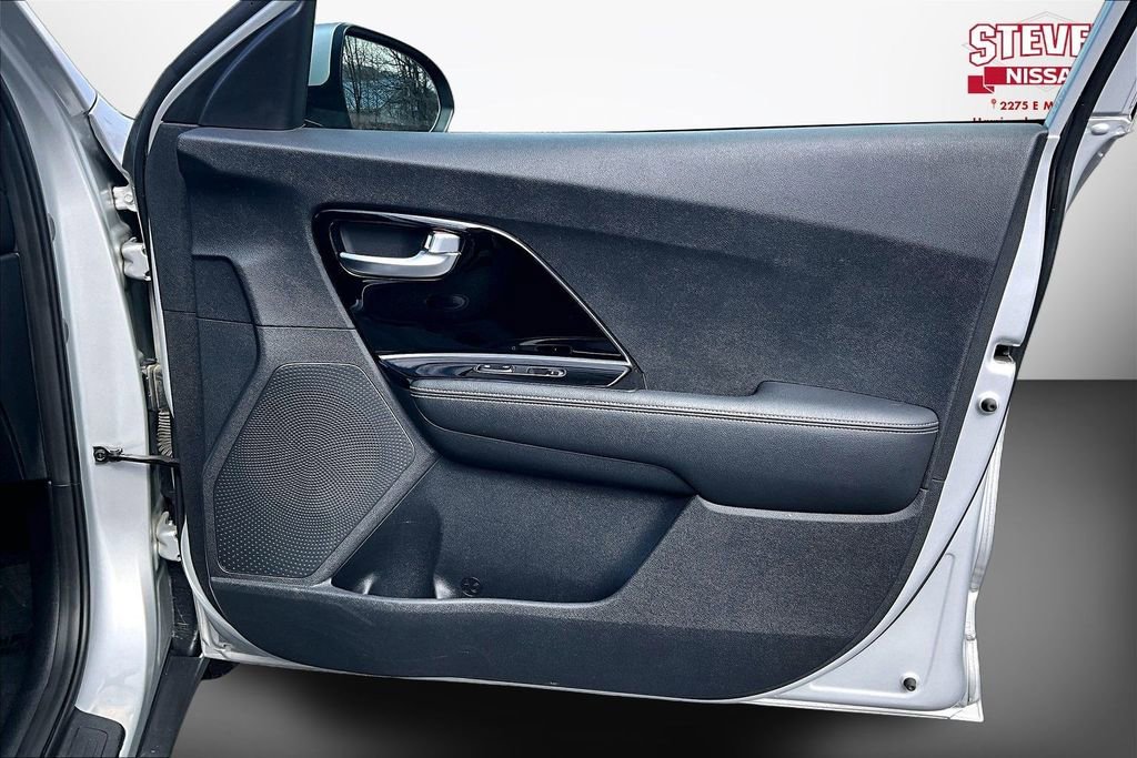 Used 2020 Kia Niro LXS image 26