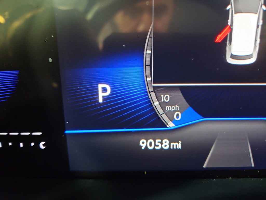 Certified 2024 Volkswagen Taos SE w/ Panoramic Sunroof Package image 19