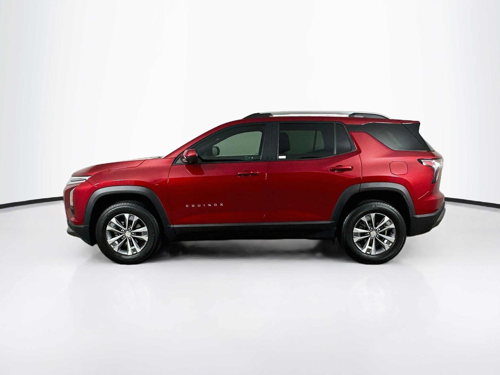 Used 2025 Chevrolet Equinox LT w/ Convenience Package II FWD image 4