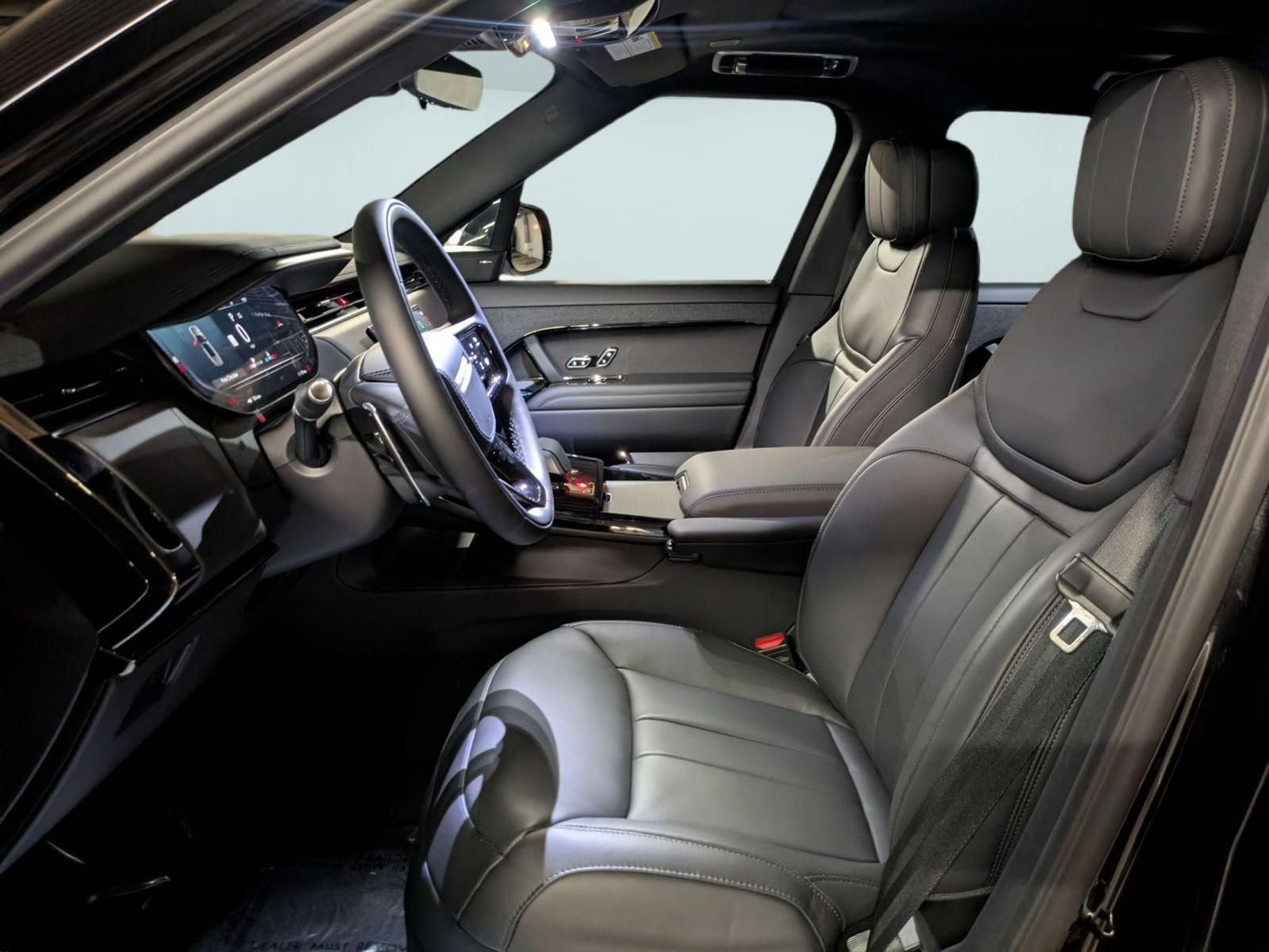 New 2026 Land Rover Range Rover Sport SE AWD/4WD image 26