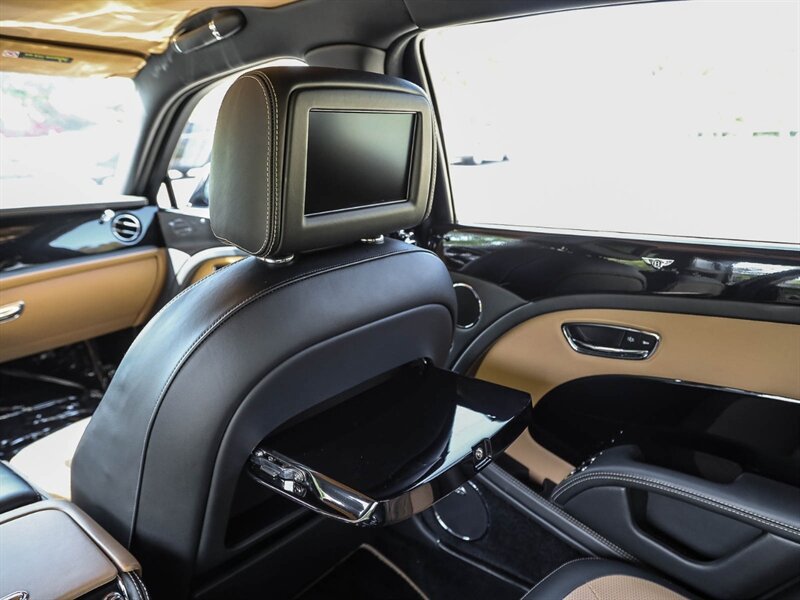 Used 2016 Bentley Mulsanne Speed RWD image 34