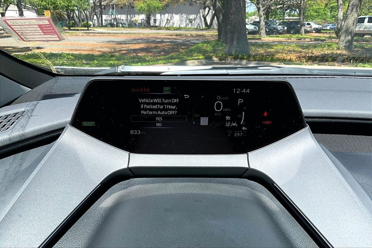 Used 2026 Toyota Prius Plug-In Hybrid image 12