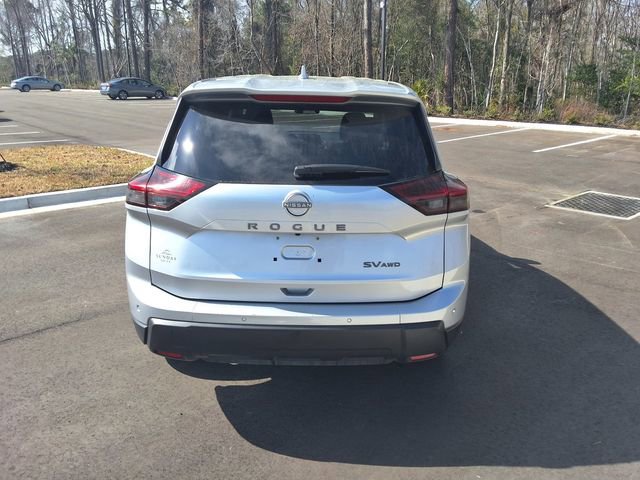 Used 2024 Nissan Rogue SV AWD/4WD image 9