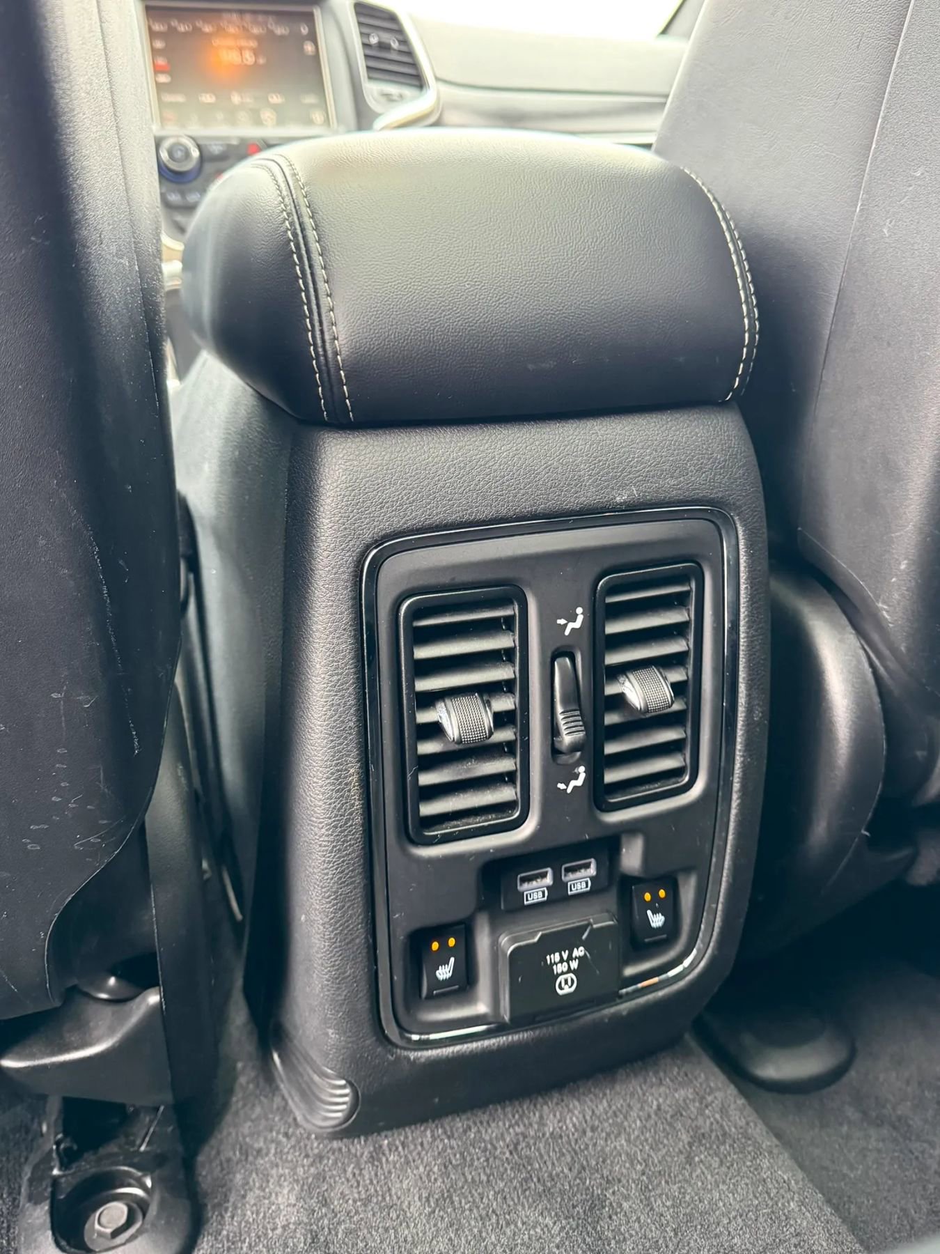 Used 2014 Jeep Grand Cherokee Limited w/ Luxury Group II image 20