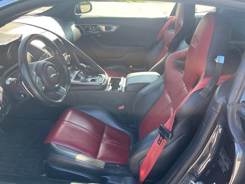 Used 2017 Jaguar F-TYPE R AWD/4WD image 10