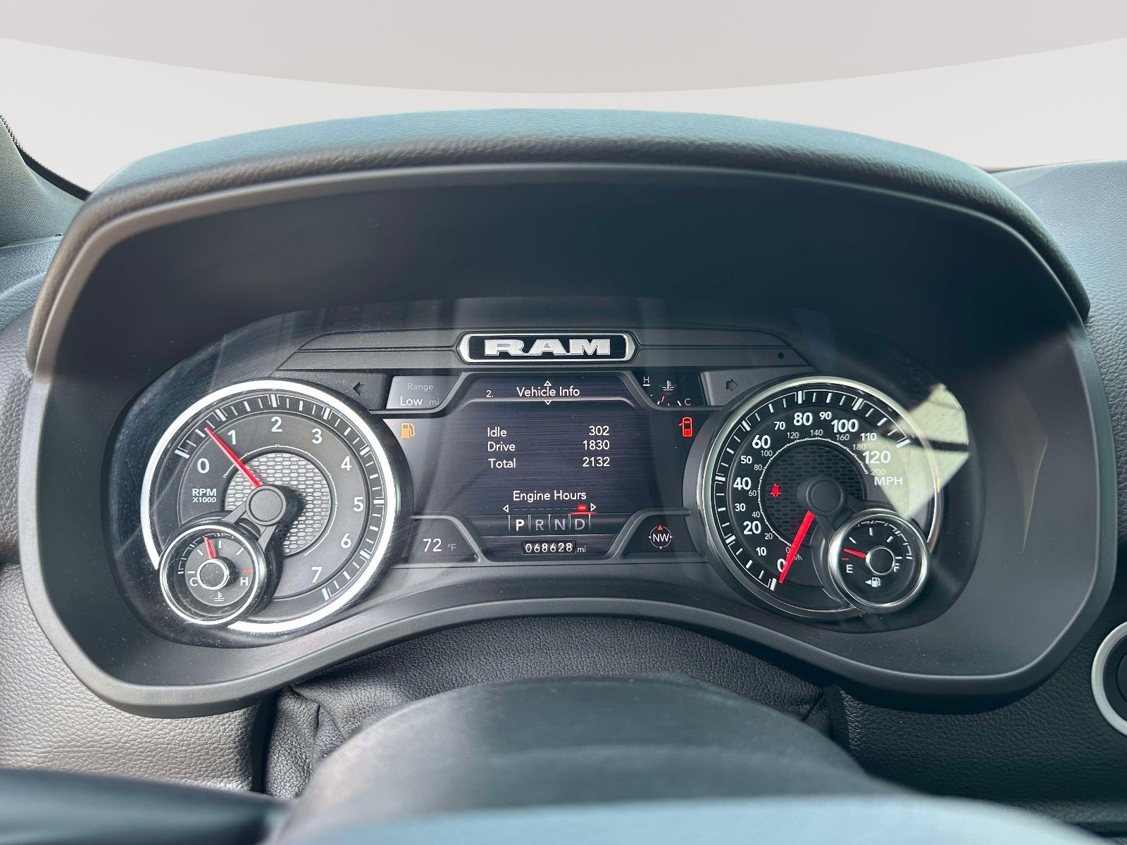 Used 2022 RAM 1500 Big Horn AWD/4WD image 14