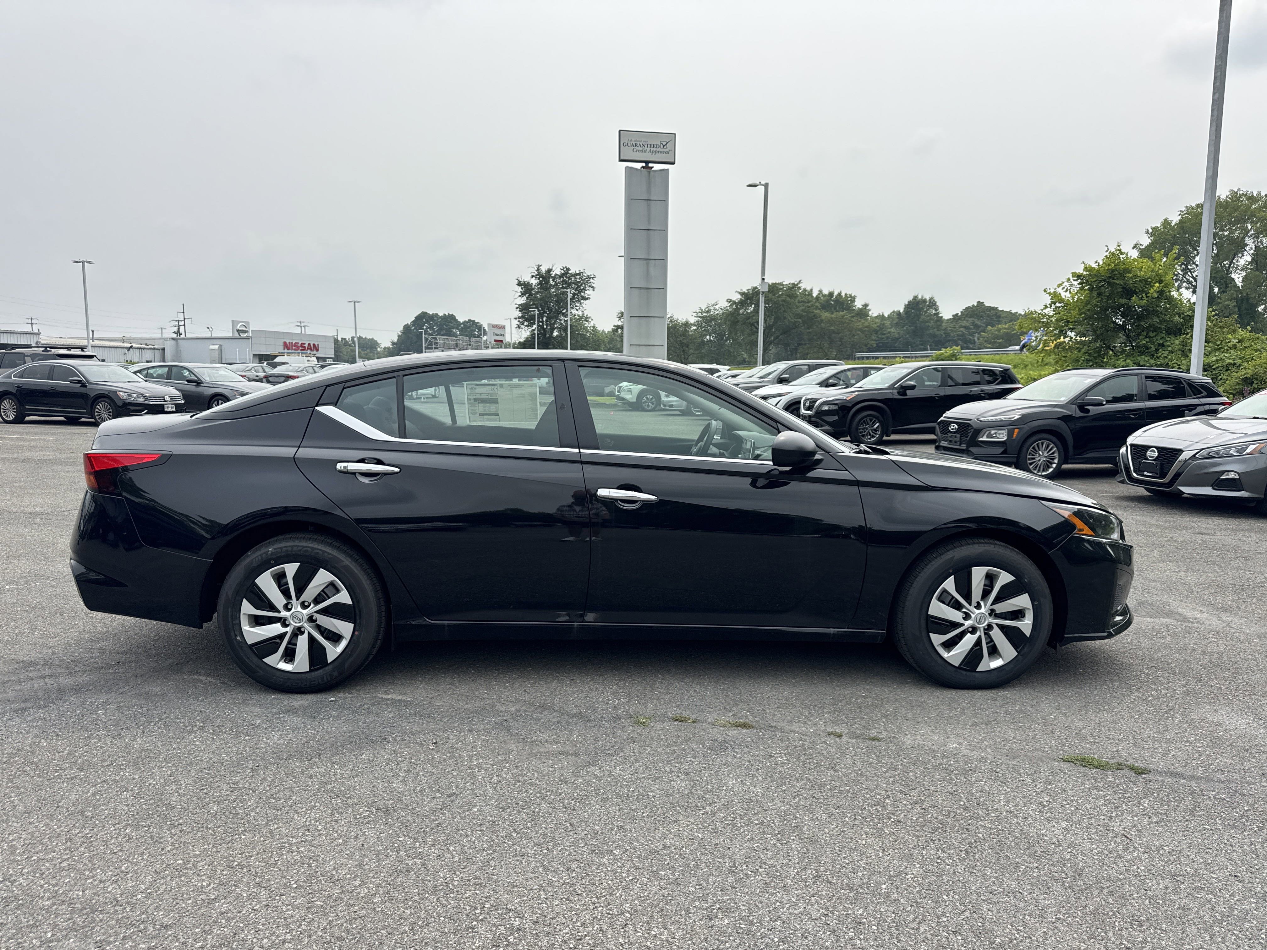 New 2025 Nissan Altima 2.5 S image 4