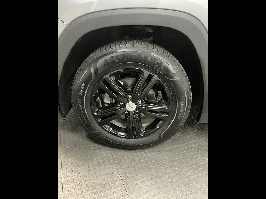 Used 2020 GMC Terrain SLE w/ Driver Convenience Package AWD/4WD image 36
