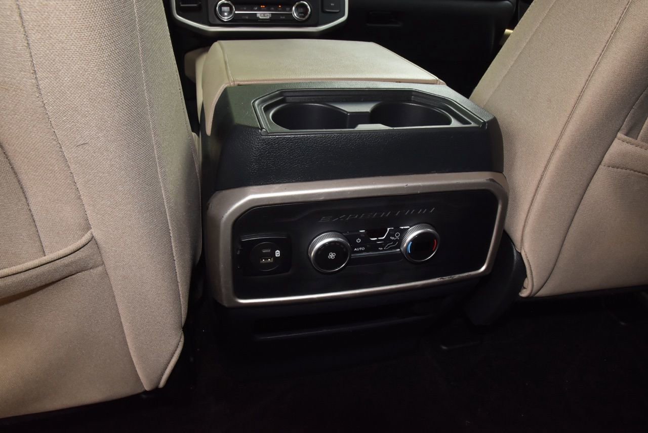 Certified 2022 Ford Expedition XLT RWD image 19