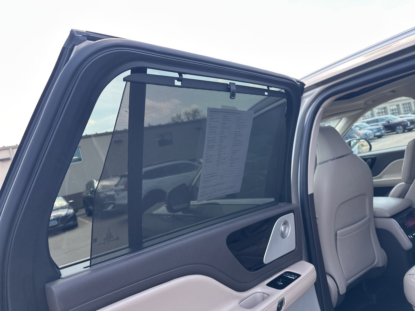 Used 2023 Lincoln Aviator Reserve w/ Equipment Group 201A AWD/4WD image 38