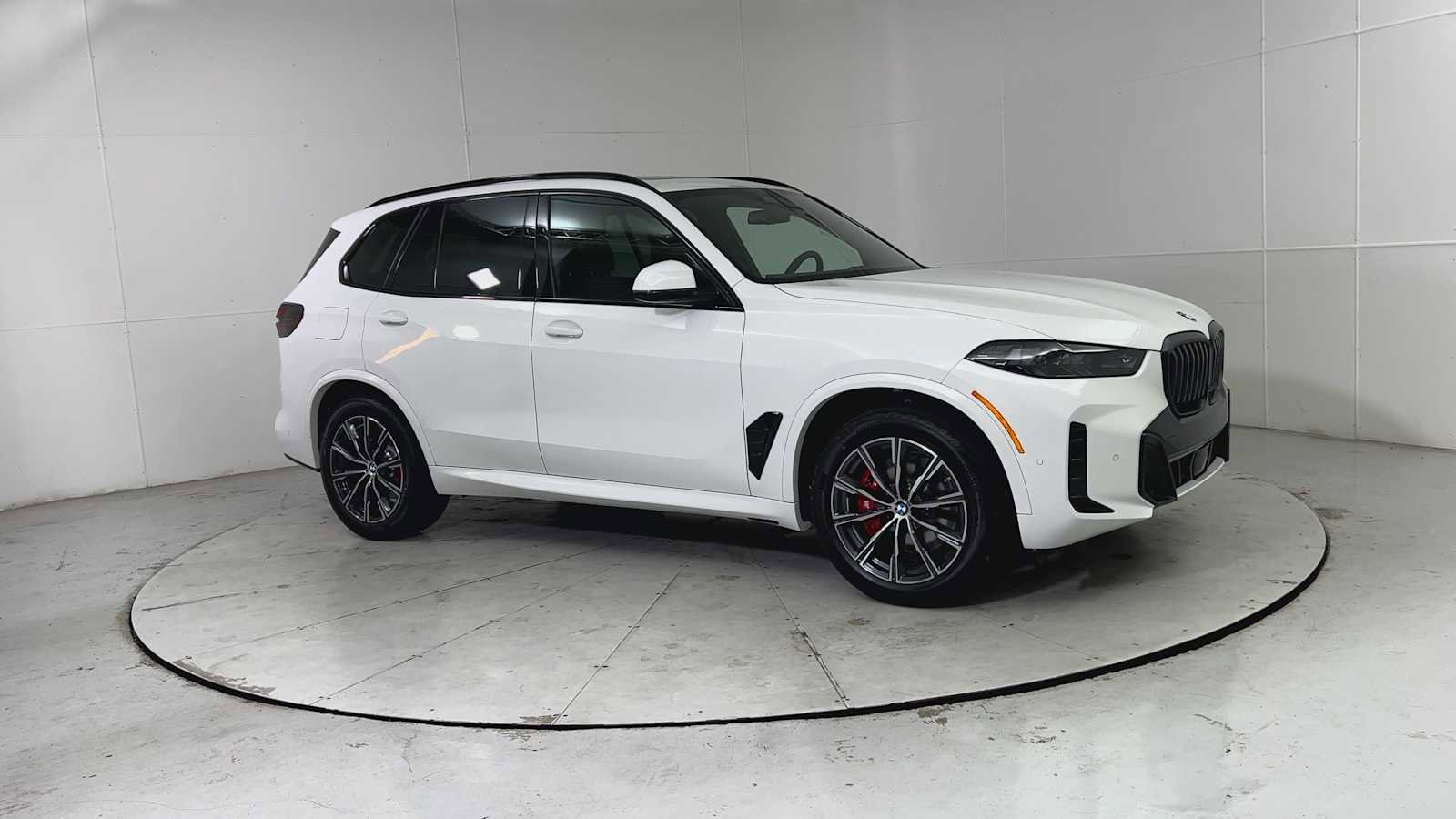 New 2026 BMW X5 xDrive40i w/ M Sport Package image 8