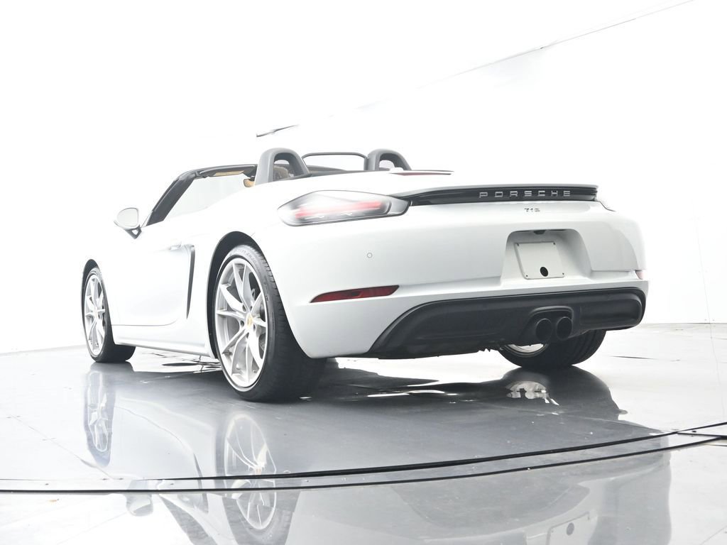 Certified 2017 Porsche 718 Boxster RWD image 55
