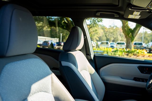 Certified 2025 Subaru Forester Premium image 8