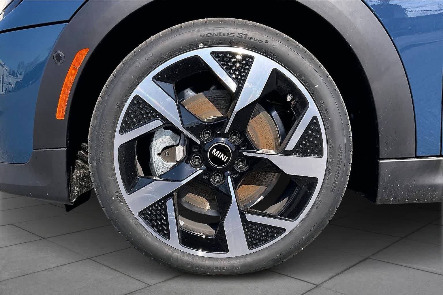 New 2026 MINI Cooper S FWD image 11