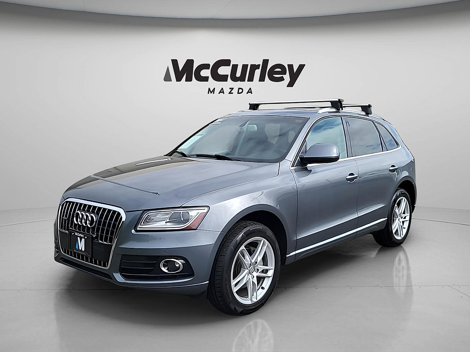 Used 2015 Audi Q5 2.0T Premium Plus w/ Technology Package AWD/4WD image 3