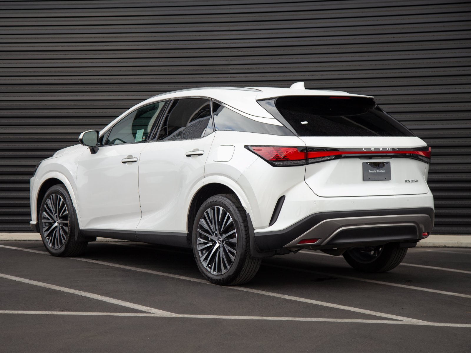 Used 2023 Lexus RX 350 Premium Plus w/ Cold Area Package FWD image 3