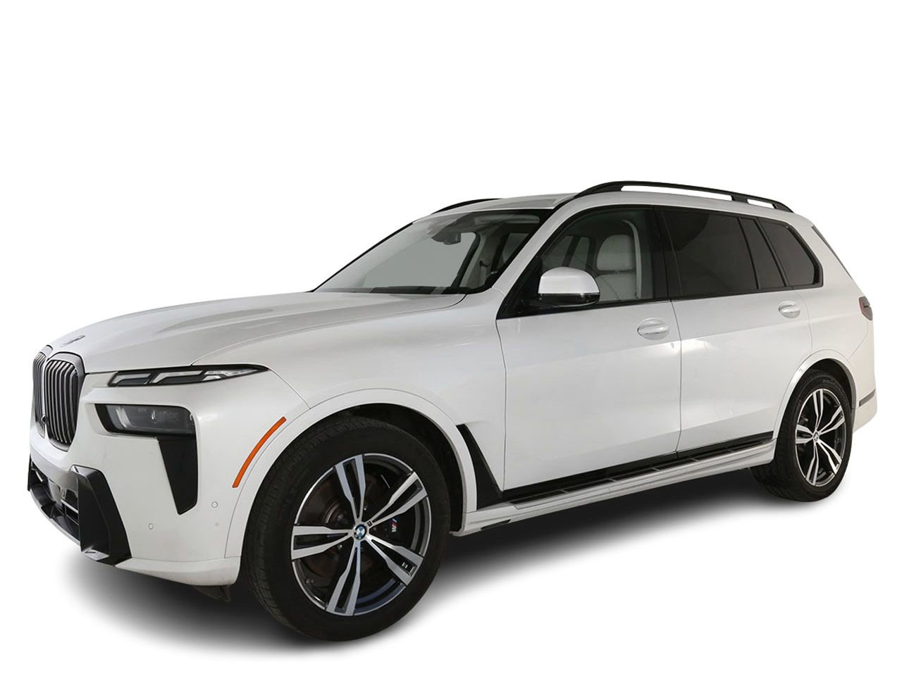 Used 2024 BMW X7 xDrive40i w/ Executive Package image 8