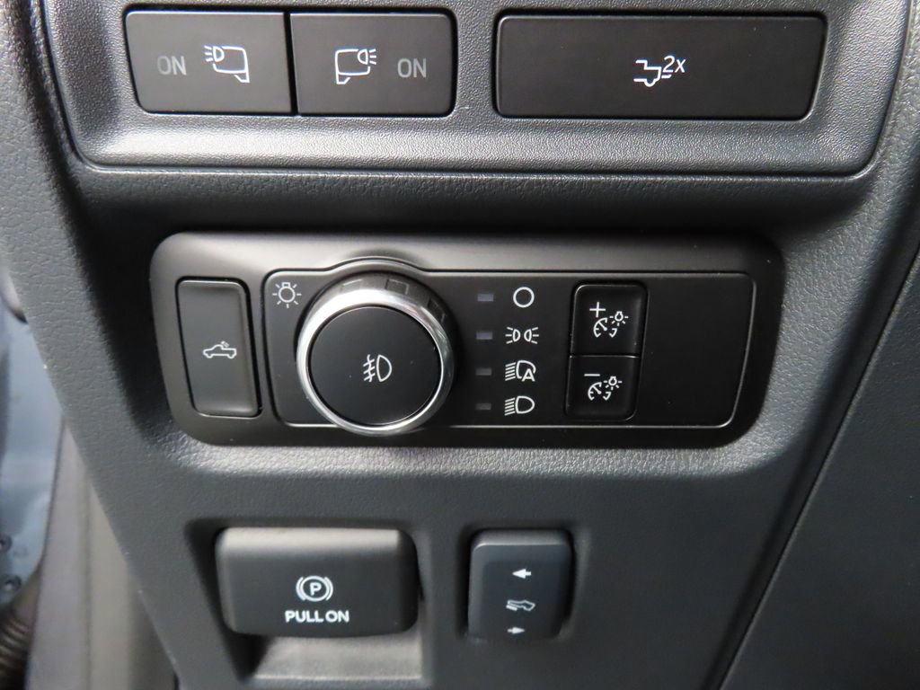 Used 2024 Ford F150 Lariat w/ Tow/Haul Package image 58