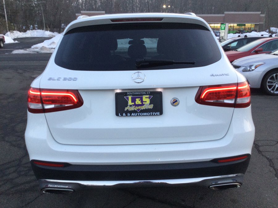 Used 2019 Mercedes-Benz GLC 300 4MATIC image 7