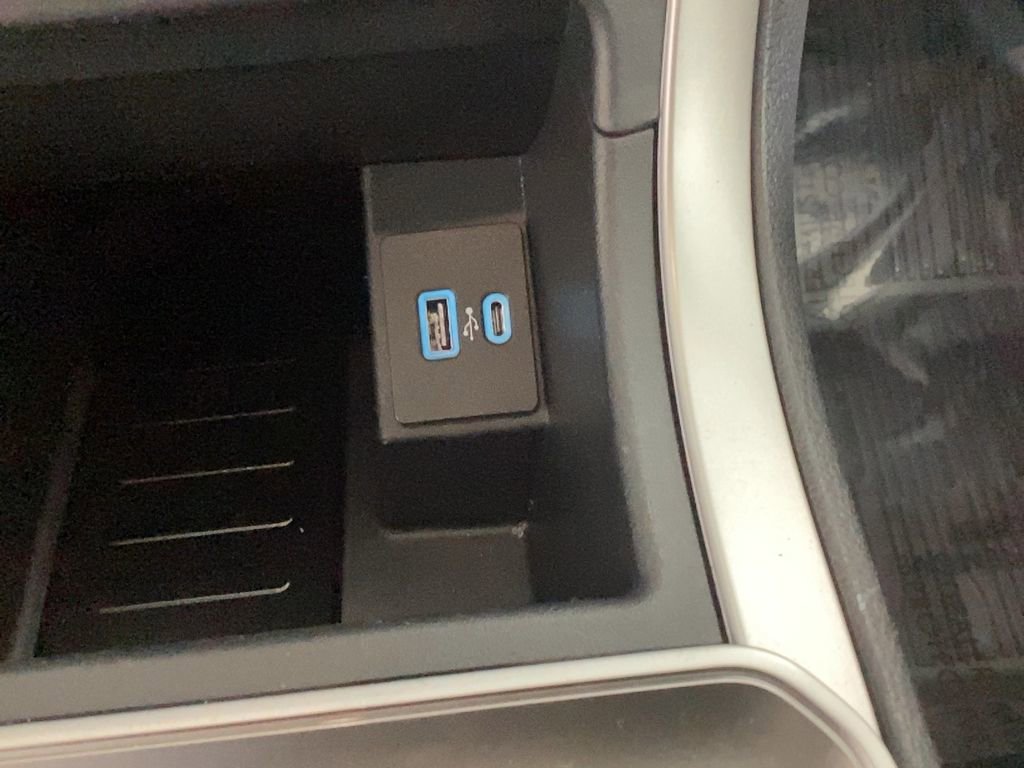 Used 2024 Ford Edge SEL w/ Convenience Package image 28