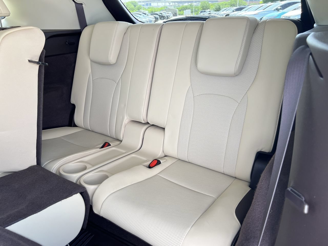Used 2019 Lexus RX 350L FWD w/ Premium Package image 25