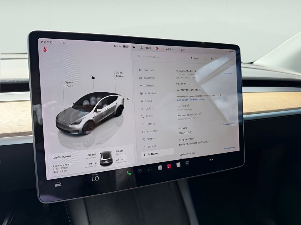 Used 2022 Tesla Model Y Long Range AWD/4WD image 19