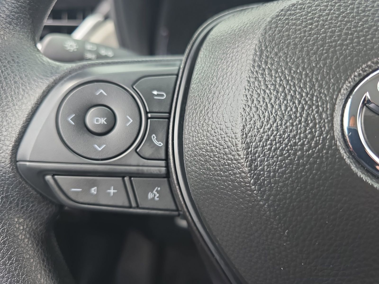 New 2026 Toyota Corolla Cross L image 16