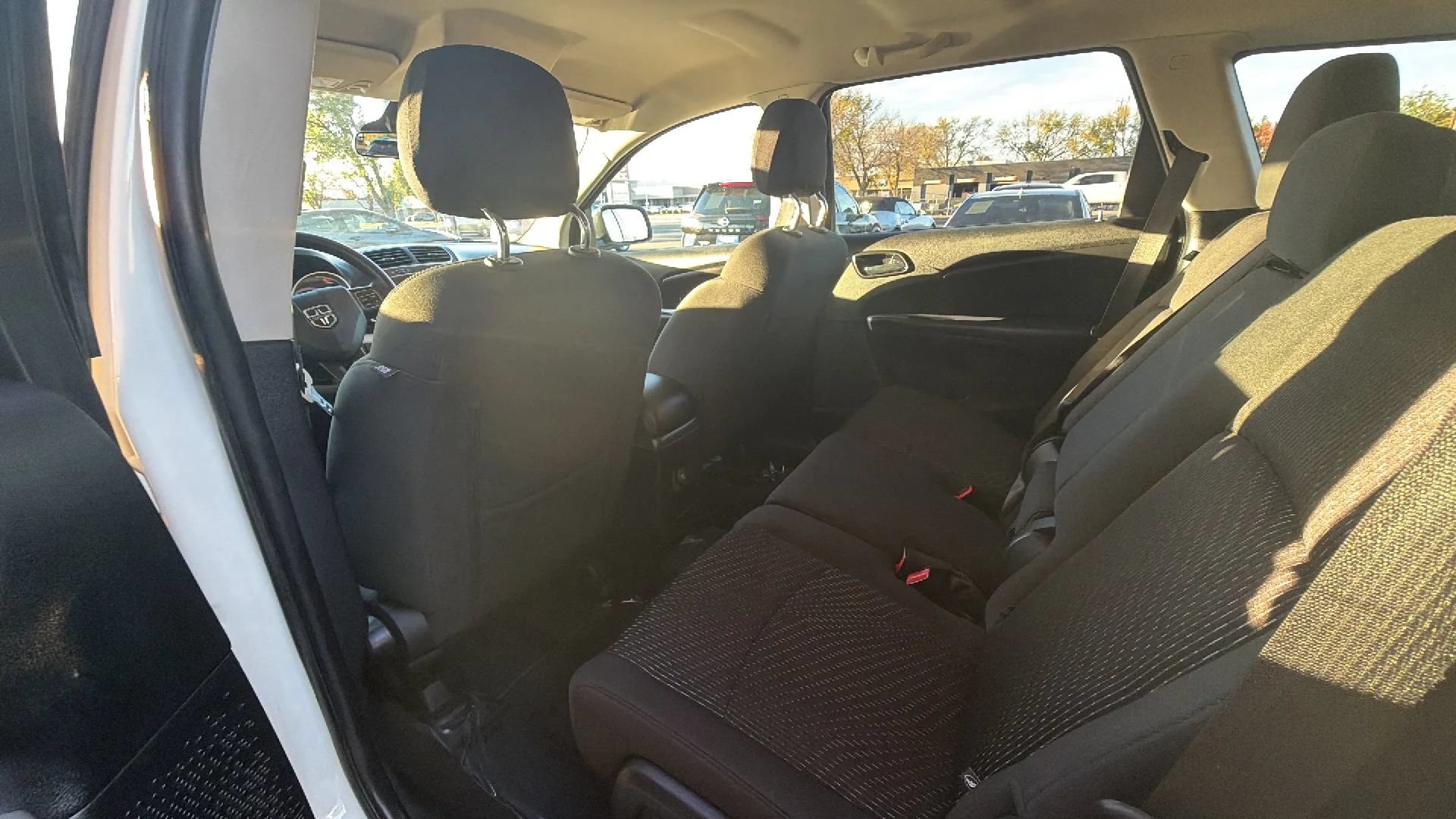 Used 2018 Dodge Journey SE AWD/4WD image 26