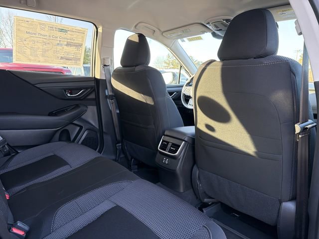 Used 2025 Subaru Outback Premium image 18