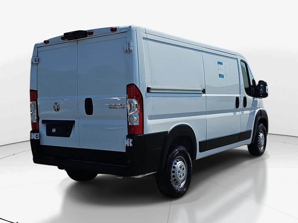 Used 2025 RAM ProMaster 2500 w/ Convenience Group FWD image 6