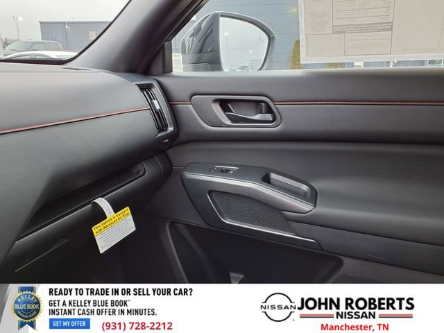 New 2026 Nissan Pathfinder Rock Creek image 8