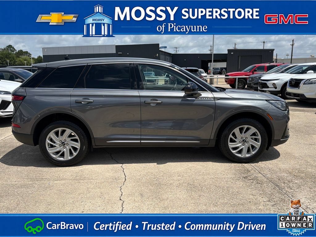 Used 2023 Lincoln Corsair FWD image 7