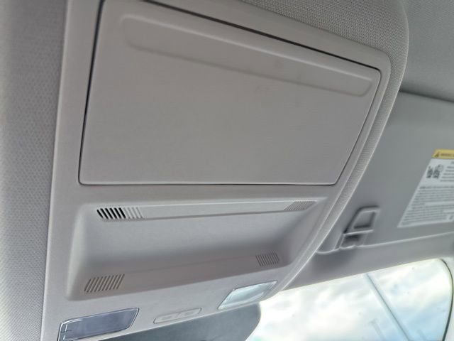 Used 2022 Ford Escape SE image 34