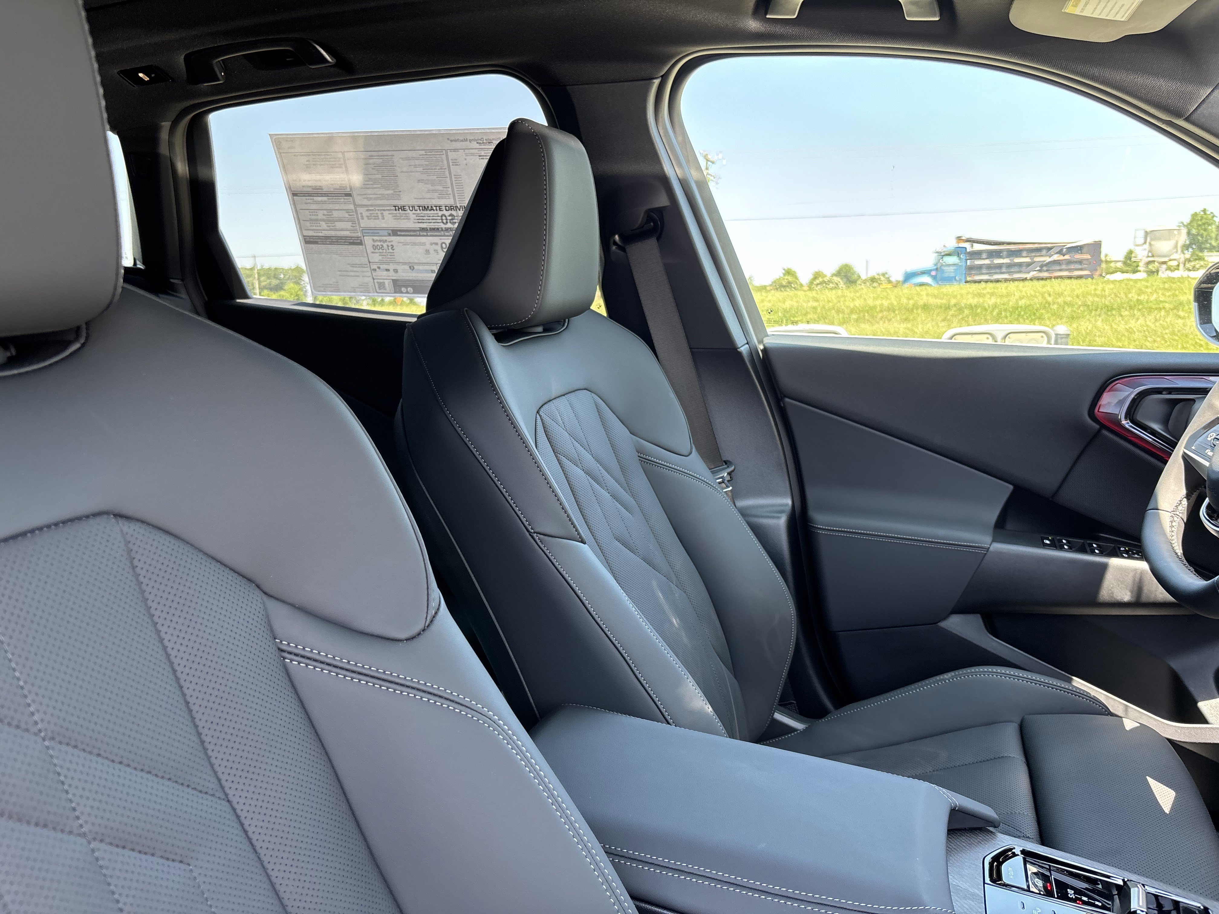 Certified 2025 BMW X3 xDrive30i w/ Convenience Package image 21